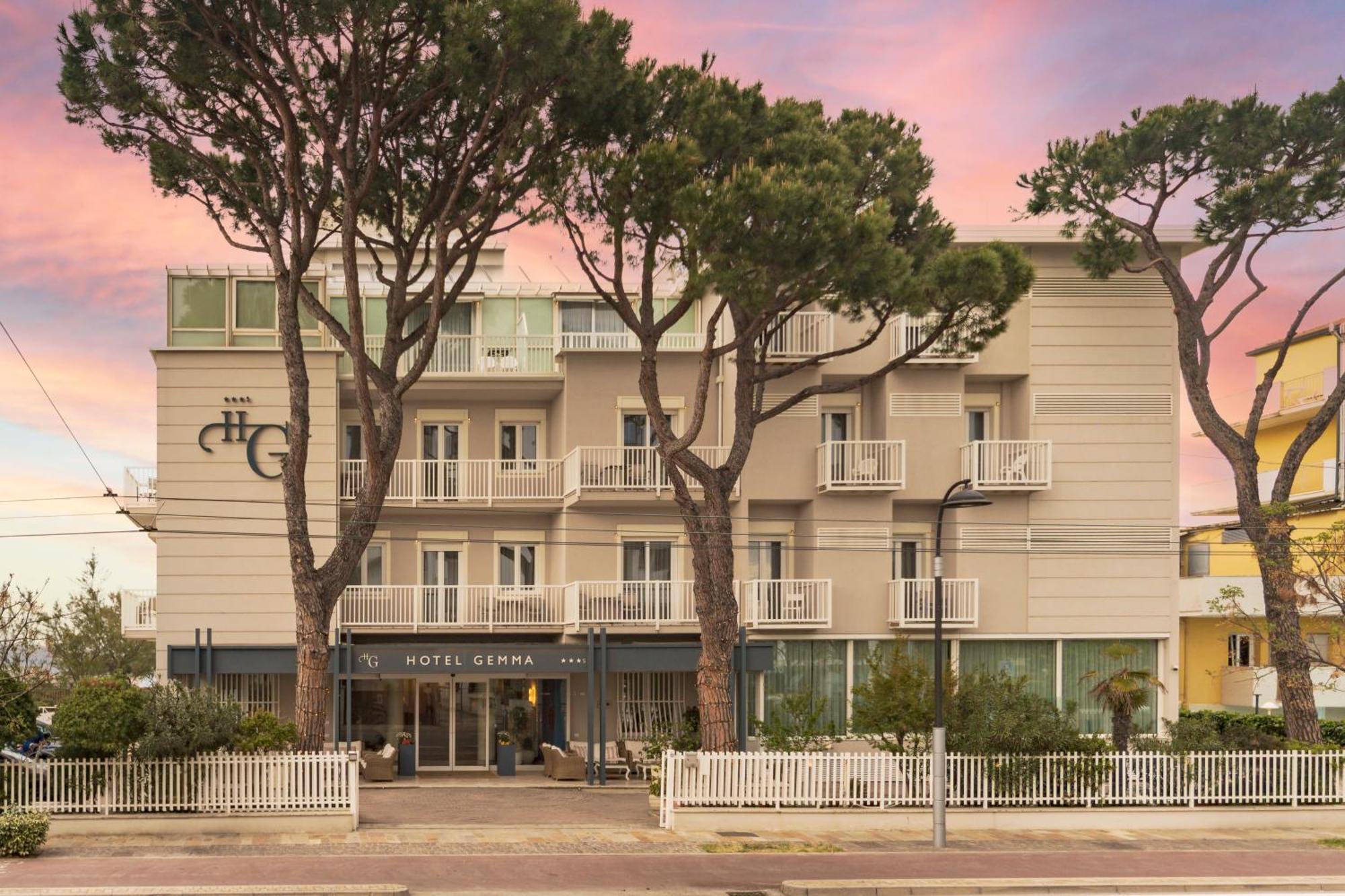 ריצ'יונה Hotel Gemma מראה חיצוני תמונה